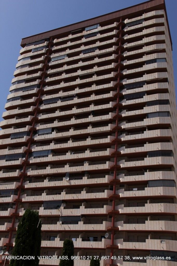 Coral-Beach-Calpe-Cerramientos-sin-prefiles